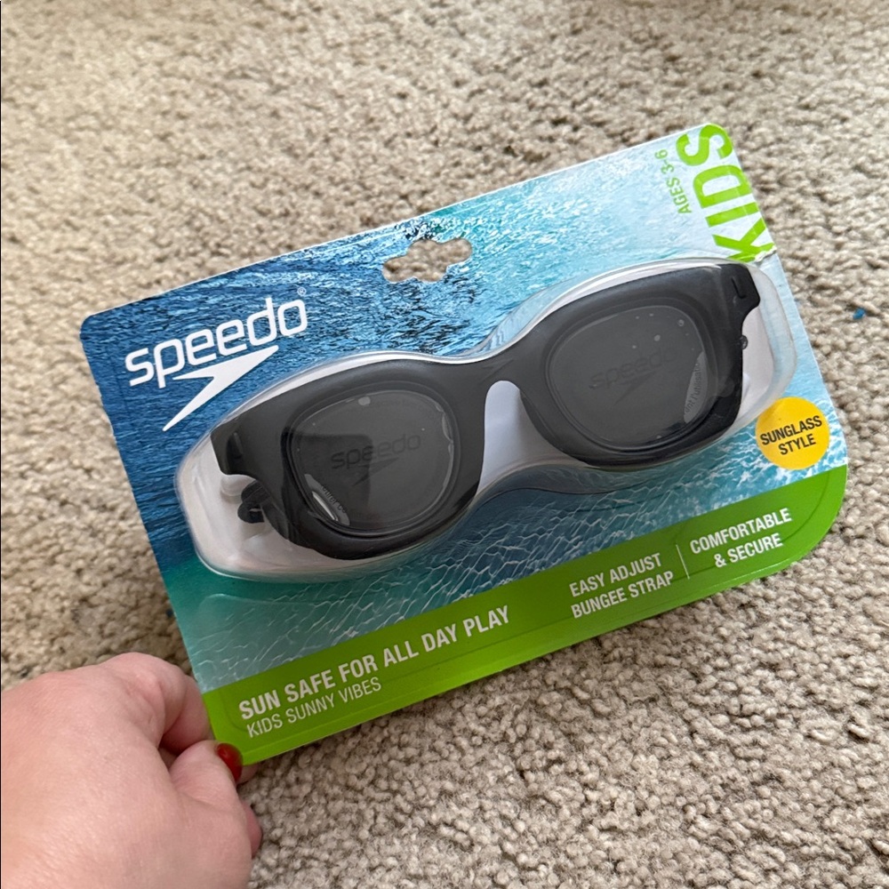 Speedo Goggles -Sunglasses Style